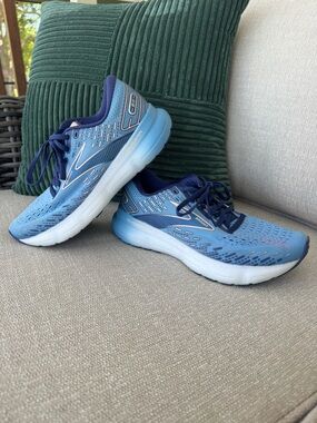 BROOKS | Glycerin 20 Women’s Running Shoes Size 8.5 Blue Athletic Sneakers